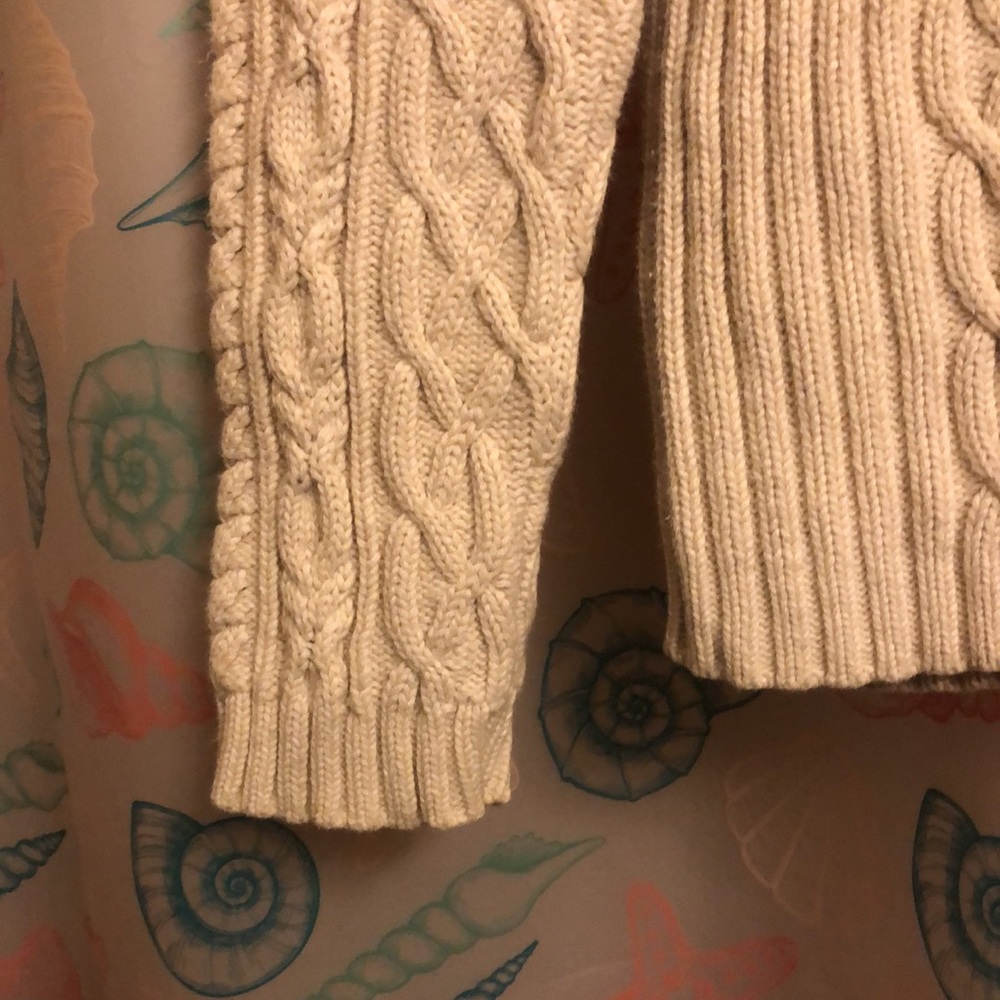 Cable knit turtleneck sweater💕 - Picture 3 of 10